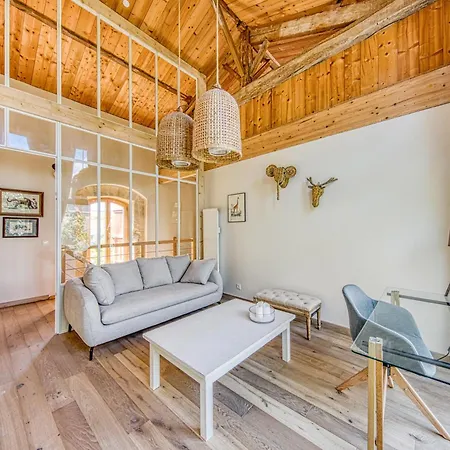 La Grange De La Maison Reverdi *